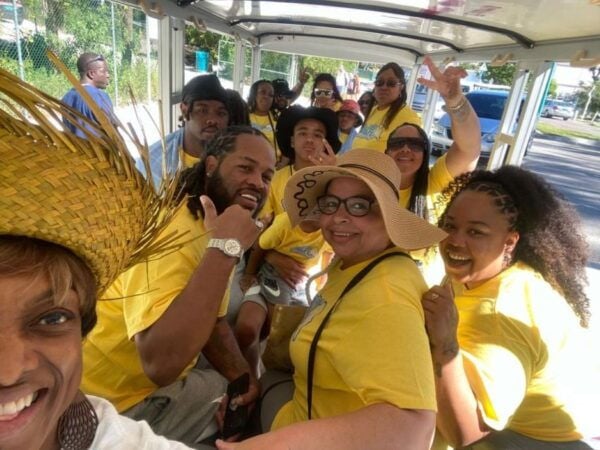 Nassau: Bahamas Culture Tour With Electric Trolley and Water - The Sum Up