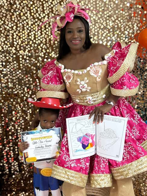 Nassau: Bahamian Straw Doll Photo Op - Good To Know