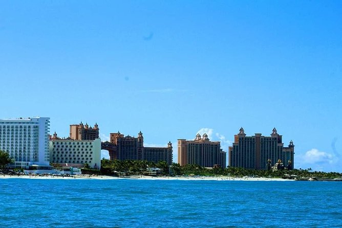 Nassau Private Round-Trip Taxi to Atlantis or Margaritaville  - New Providence Island - Inclusions