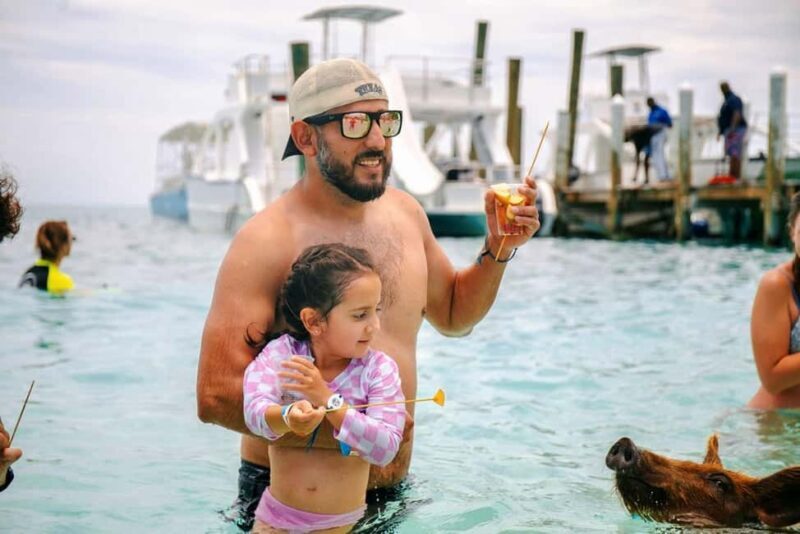 Nassau: Rose Island Swimming Pigs and Beach Day Group Tour - FAQ