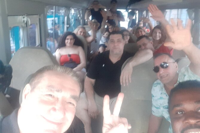 Nassau Shuttle Transfer Service - Inclusions