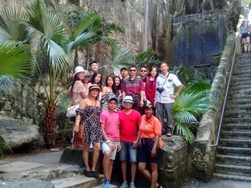 Nassau: Sightseeing, Snorkeling, & Shopping Tour with Pickup - FAQ