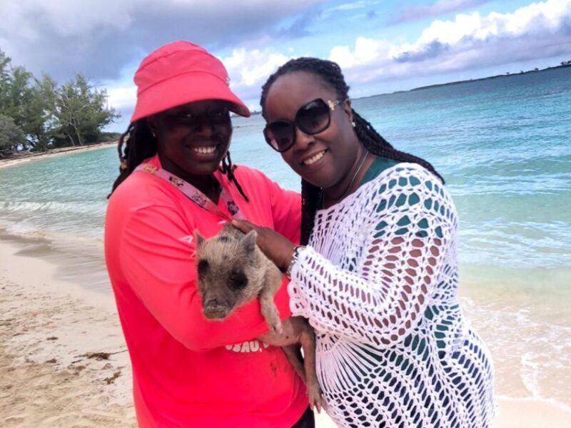 Nassau: Snorkeling, Pig Beach, Swim with Turtles, and Lunch - The Sum Up