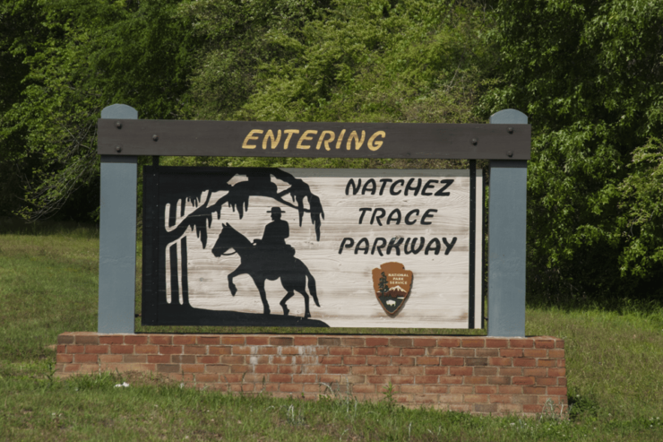 Natchez Trace Parkway: Scenic Routes Driving Tour - Highlights and Attractions