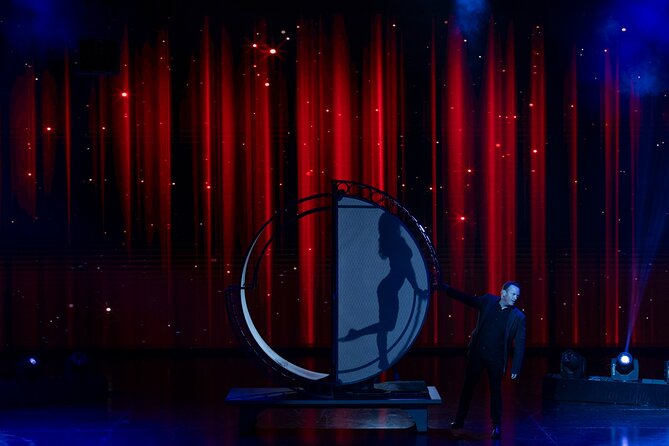 Nathan Burton Comedy Magic - Behind the Scenes With Nathan Burton