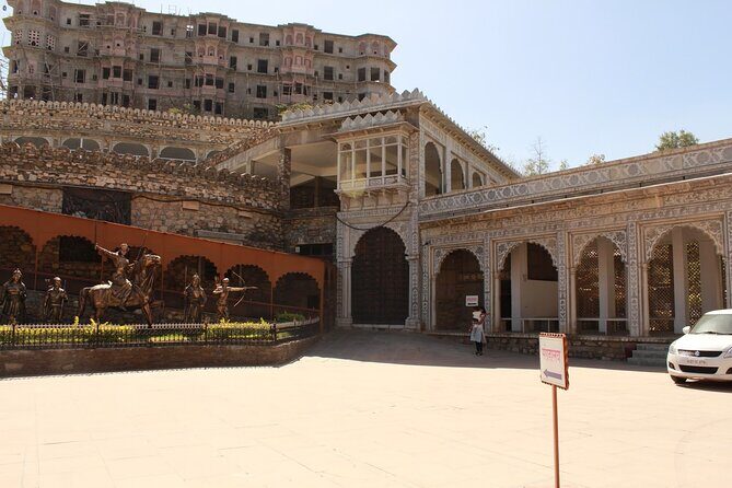 Nathdwara, Eklingji and Haldighati Full Day Tour from Udaipur - The Temples: Nathdwara and Eklingji