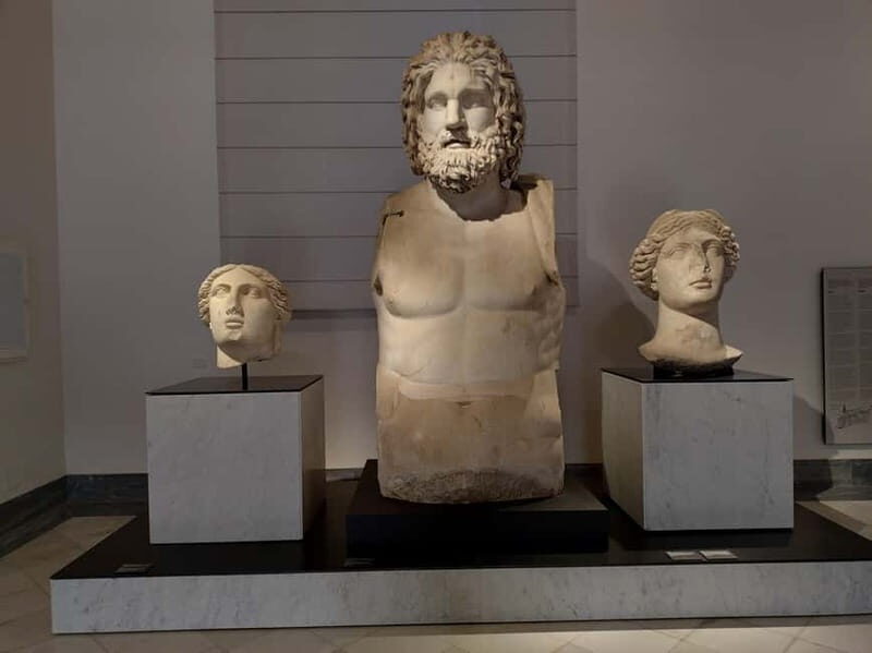 National Archaeological Museum synchronized audioguided tour without QR or app - Practical Tips for Your Visit