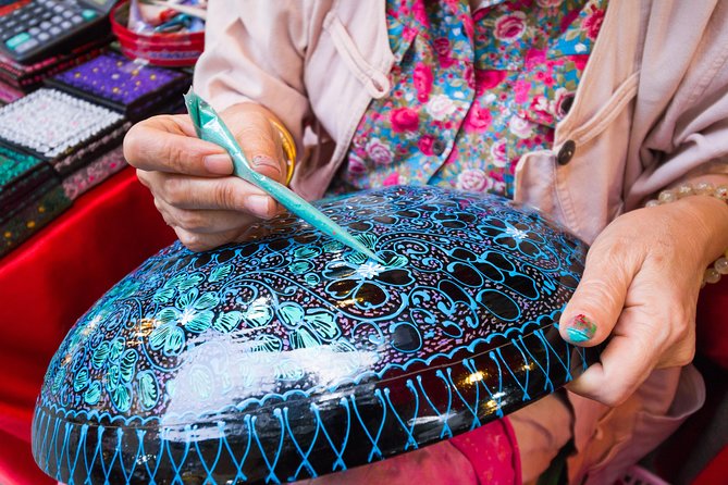 Native Handicrafts Heritage Shopping Tour - Pickup and Drop-off Information