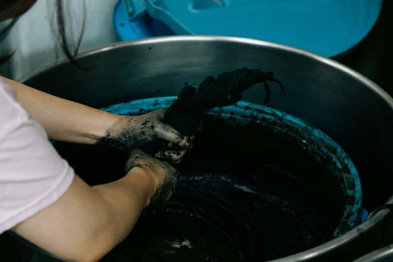 Natural Indigo Dyeing with Local Masters (Private Atelier) - A Genuine Kyoto Craft in a Historic Setting
