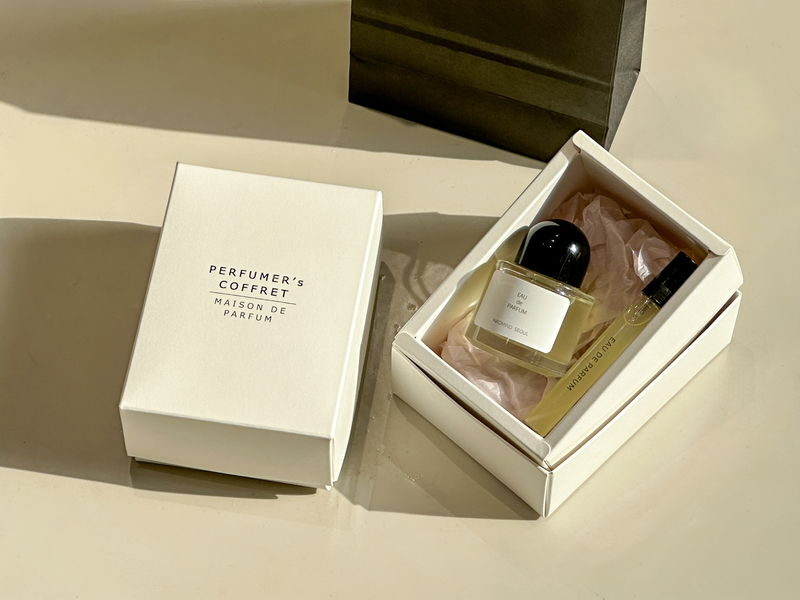 Natural Niche Perfume Making Class with a Professional Perfumer - Should you book the Hongdae perfume class?