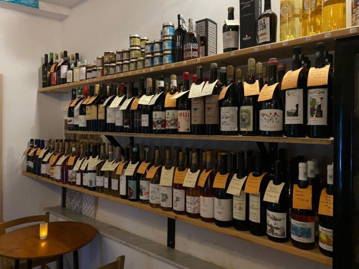 Natural Wine Tasting With Snacks at Bottega Monteleone - Activity Details