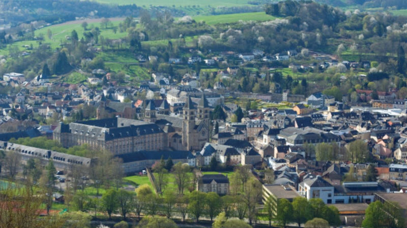 Nature and Castle Day Tour in Luxembourg - Vianden Castle: the day’s big history stop