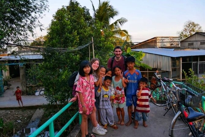 Nature Reservation and Largest Floating Market Experieces - Common Questions