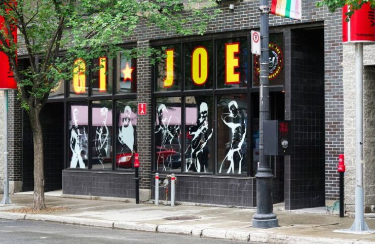 Naughty Montreal Downloaded Guide With Many Naugthy Adresses - Unique Addresses in Montreal Guide