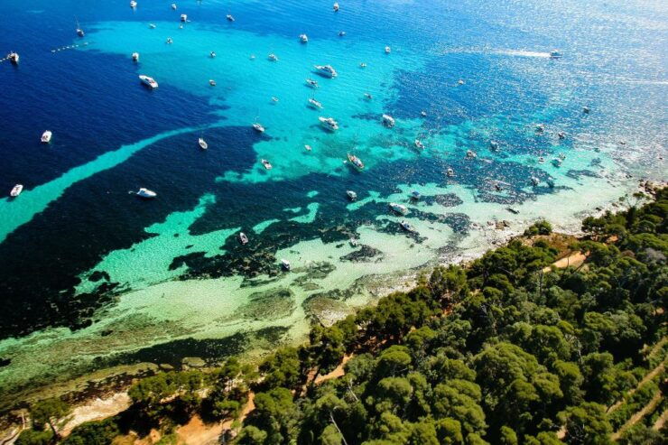 Nautical Excursion - Billionaires Bay 2H30 - Pricing and Duration