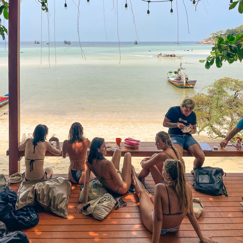 Nava Scuba Diving PADI 5 Stars Dive Center Experience in Koh Tao - The Right Package for Your Experience