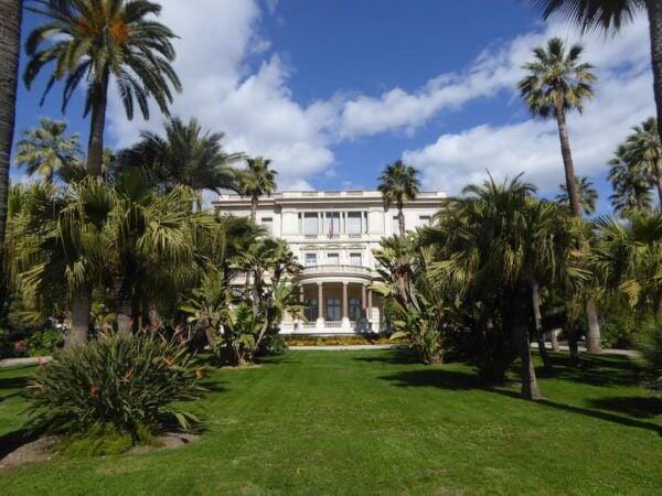 Navigating Nice: A Self-Guided Audio Tour - Tips for an Enjoyable Experience