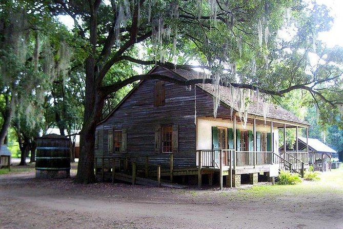 N'Awlins Luxury: Destrehan Plantation Tour With Transportation - Tour Overview