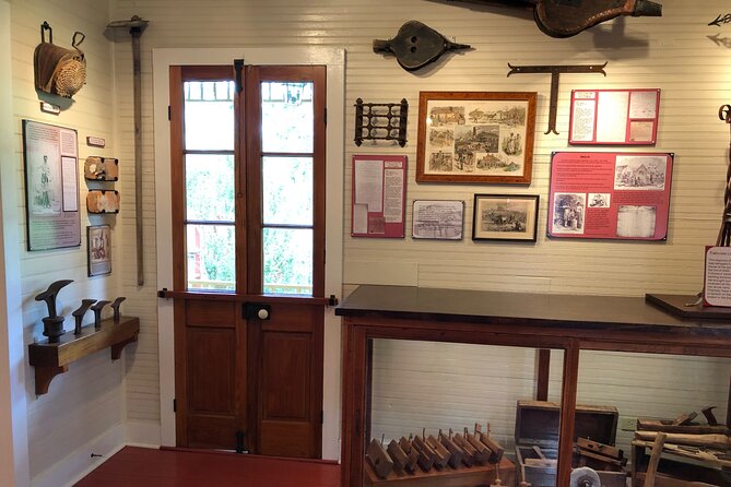 N'Awlins Luxury: Laura Plantation Tour W/Transportation - Cancellation Policy