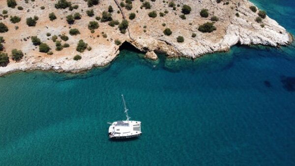 Naxos: Catamaran Cruise and Snorkeling With Lunch & Drinks - The Sum Up