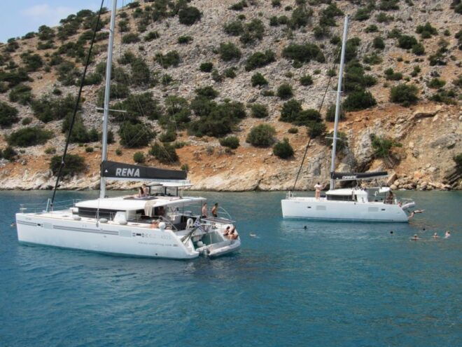 Naxos: Luxury Catamaran Day Trip With Lunch and Drinks - Description