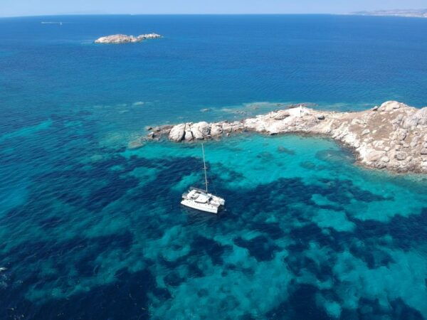 Naxos: Luxury Catamaran Day Trip With Lunch and Drinks - The Sum Up