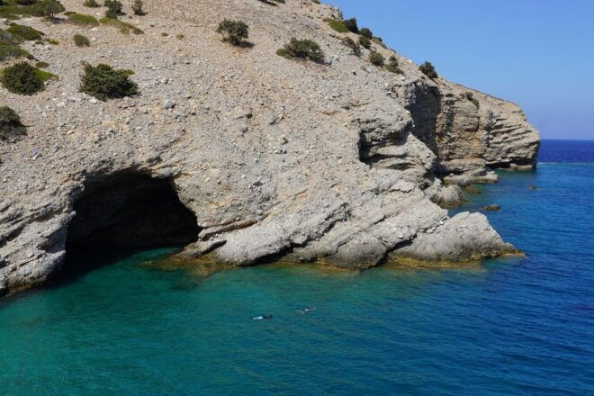 Naxos: Moutsouna Caves Sea Kayak Tour, Snorkeling & Picnic - Customer Review