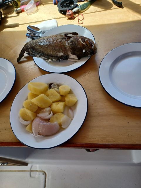 Naxos: Private Fishing Boat Trip With Fresh Onboard Meal - Onboard Meal Details