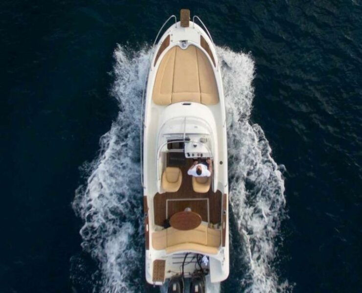 Naxos: Private Sunset Boat Tour With Fruit and Champagne - Experience