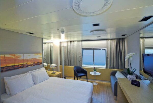 Naxos - Santorini: One-Way Ferry Between Naxos - Santorini - Travel Requirements