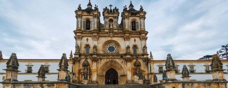 Nazaré, Alcobaça and Óbidos on a Luxury Mercedes - Final Thoughts: Who Is This Tour Best For?