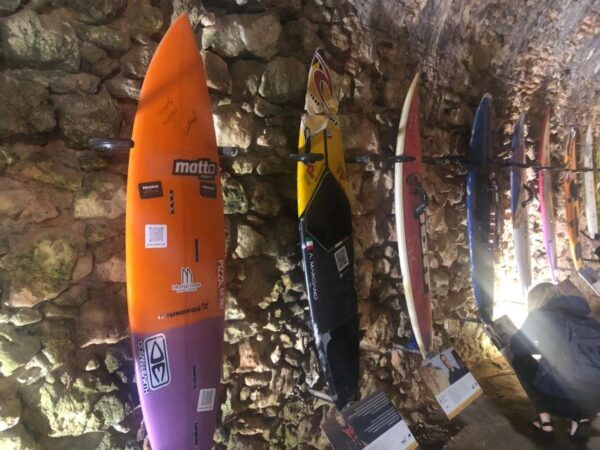 Nazaré: Big Wave Capital Tour From Lisbon - Positive Reviews and Recommendations