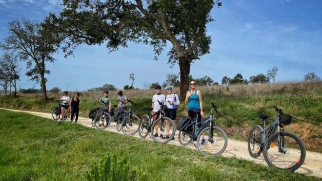 Nazaré E-Bike Tour - Mountain and Beach Adventures - Inclusions