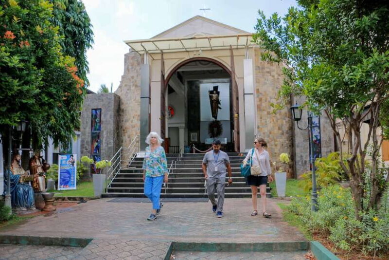 Negombo: private half day city tour with hotel transfers - FAQ