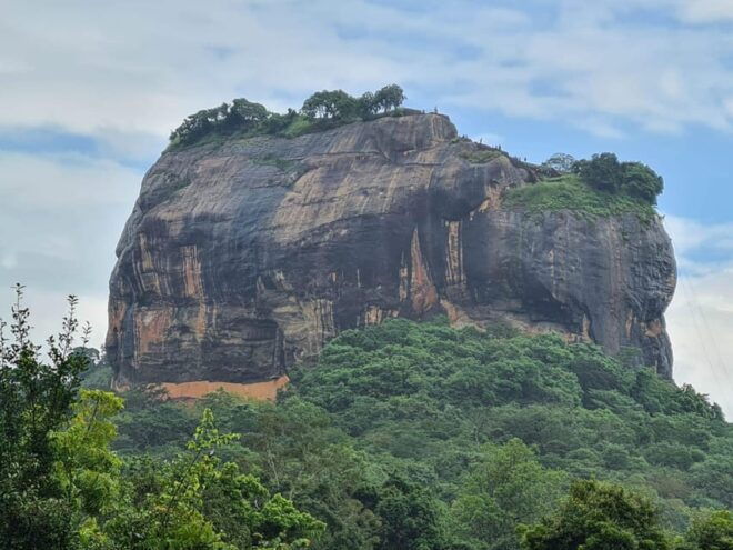 Negombo: Sigiriya Rock & Dambulla Cave Temple With Safari - Visit to the Spice Garden