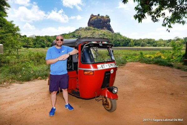 Negombo: Sigiriya Rock & Dambulla Cave Temple With Safari - Meeting and Pickup Information
