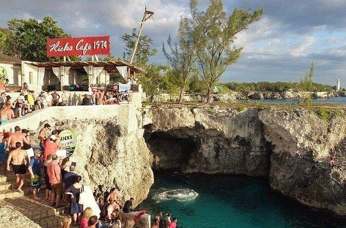 Negril 7 Mile Beach & Ricks Cafe Private Tour from Montego Bay - Who is this tour for?