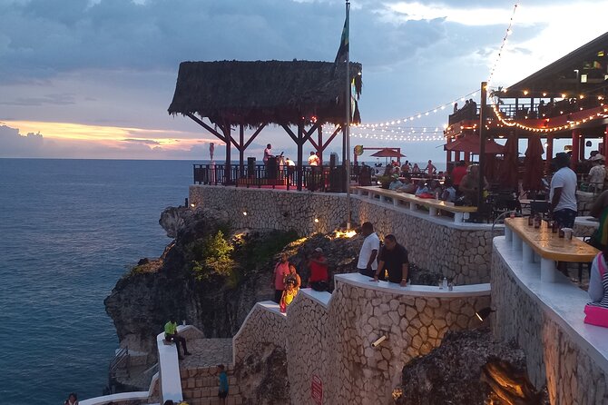 Negril 7 Miles White Sand Beach and Ricks Cafe From Montago Bay - Tour Overview