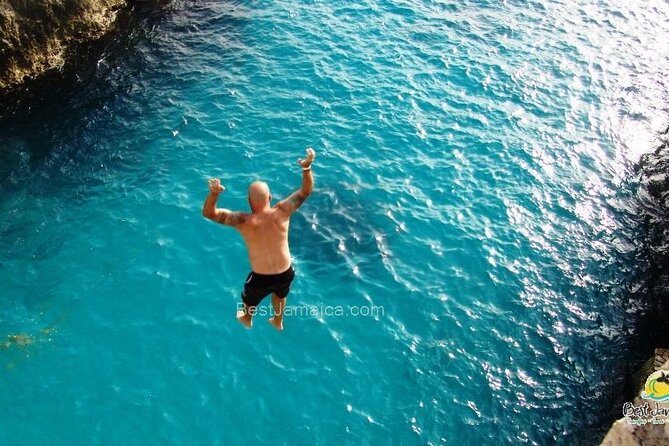 Negril Beach Beach Ricks Cafe and Sunset Tour - Reviews and Ratings