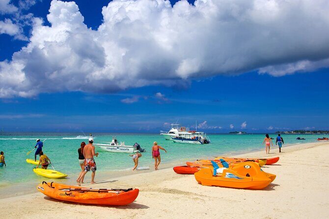 Negril Beach Experience and Rick's Café Combo Tour Negril - A Closer Look at the Itinerary