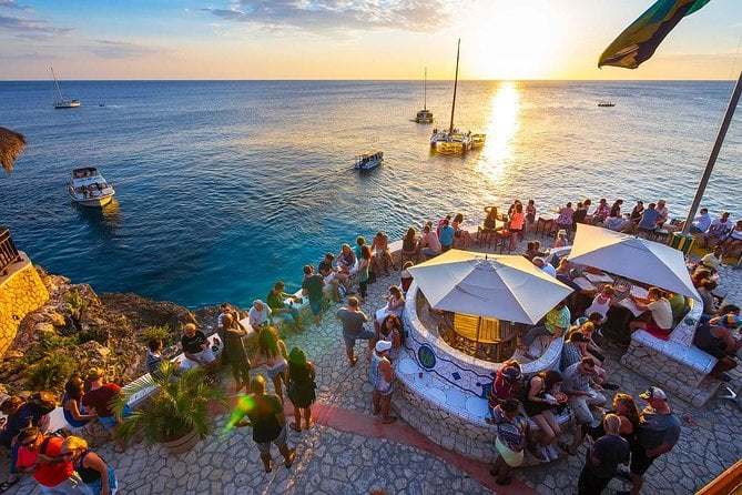 Negril Beach Experience & Ricks Cafe From Runaway Bay - Transportation Details