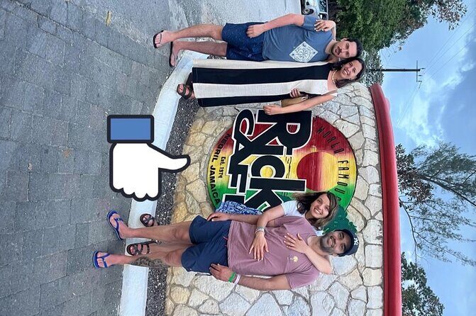 Negril Combo Experience 7 Mile Beach, Shopping and Rick's Café - First Impressions: What We Like About This Tour  