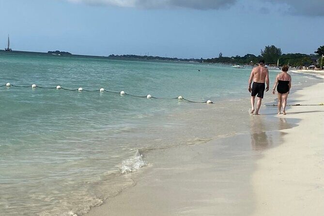 Negril day! beach and west end Cliffs with French Guide - Exploring Negril and Montego Bay with a French-Speaking Guide: An In-Depth Review