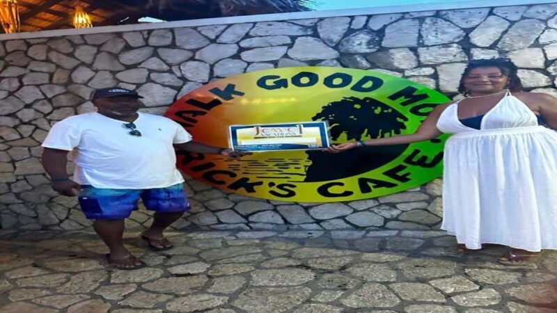 Negril: Private 7 Miles Beach & Ricks Cafe Tour - Good To Know  