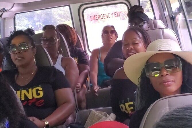 Negril Private Airport Transfers To and From MBJ Airport - Who Should Consider This Service?