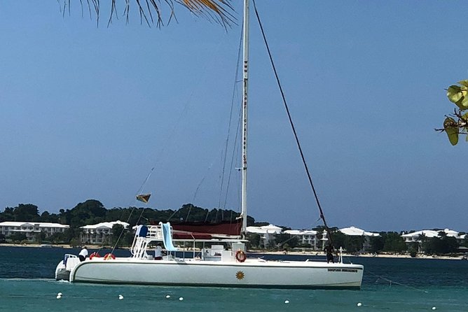 Negril PRIVATE CHARTER Catamaran (Rate for 25 Persons) - The Sum Up