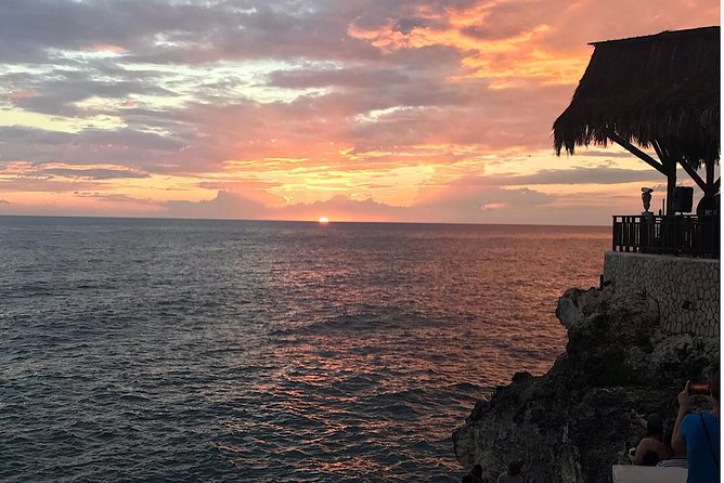 Negril Private Day Tour From Montego Bay - Meeting and Pickup