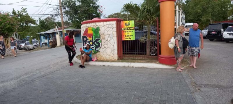 Negril Seven Miles Beaches| Lighthouse & Rik's Cafe Sun Set - What We Think Could Be Better