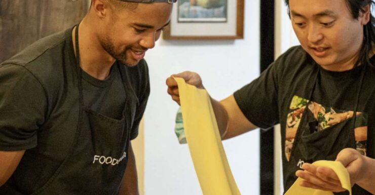 Neighborhood Shopping & Homemade Pasta ! - Meet the Expert Chef in the Neighborhood