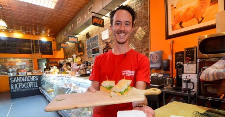 Neighbourhood Eats: Brownstone Brooklyn Food Tour - Experience the Culinary Scene